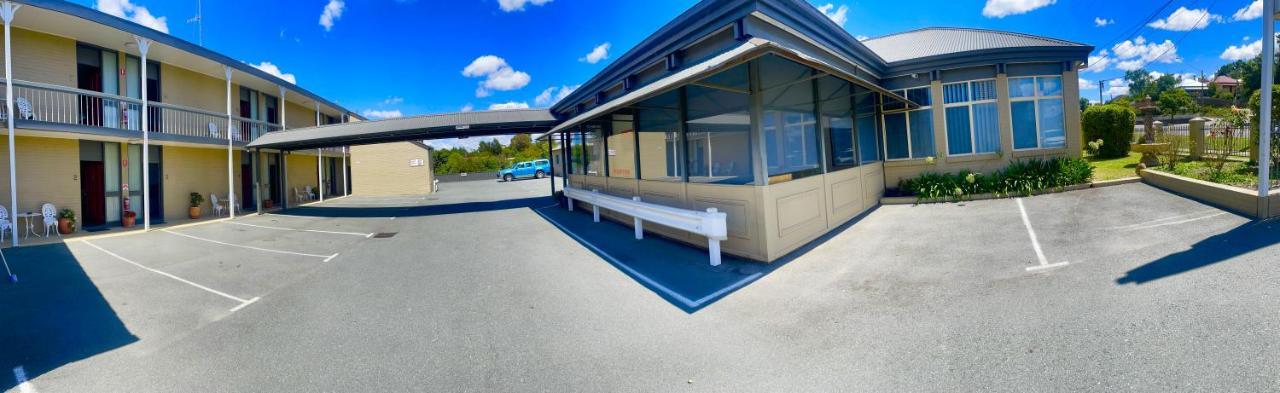 Goulburn Motor Inn エクステリア 写真