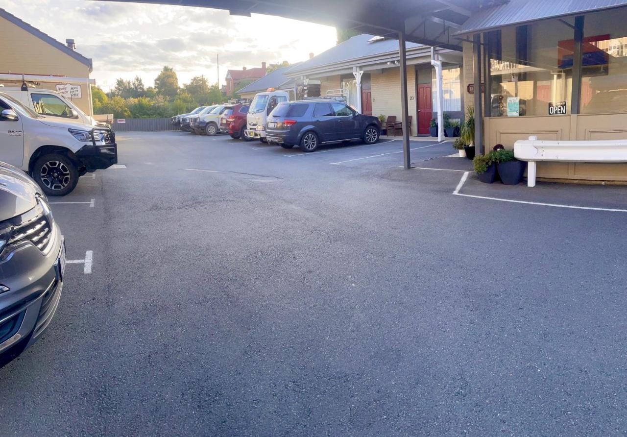 Goulburn Motor Inn エクステリア 写真