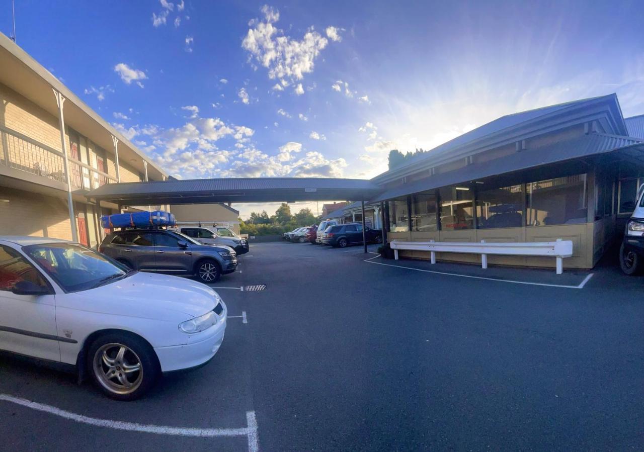 Goulburn Motor Inn エクステリア 写真
