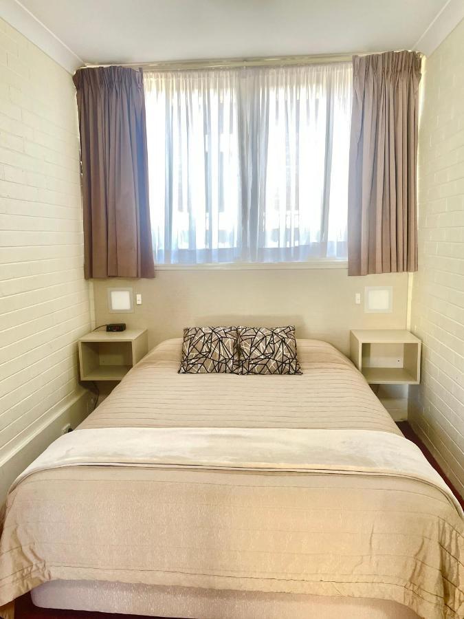Goulburn Motor Inn エクステリア 写真