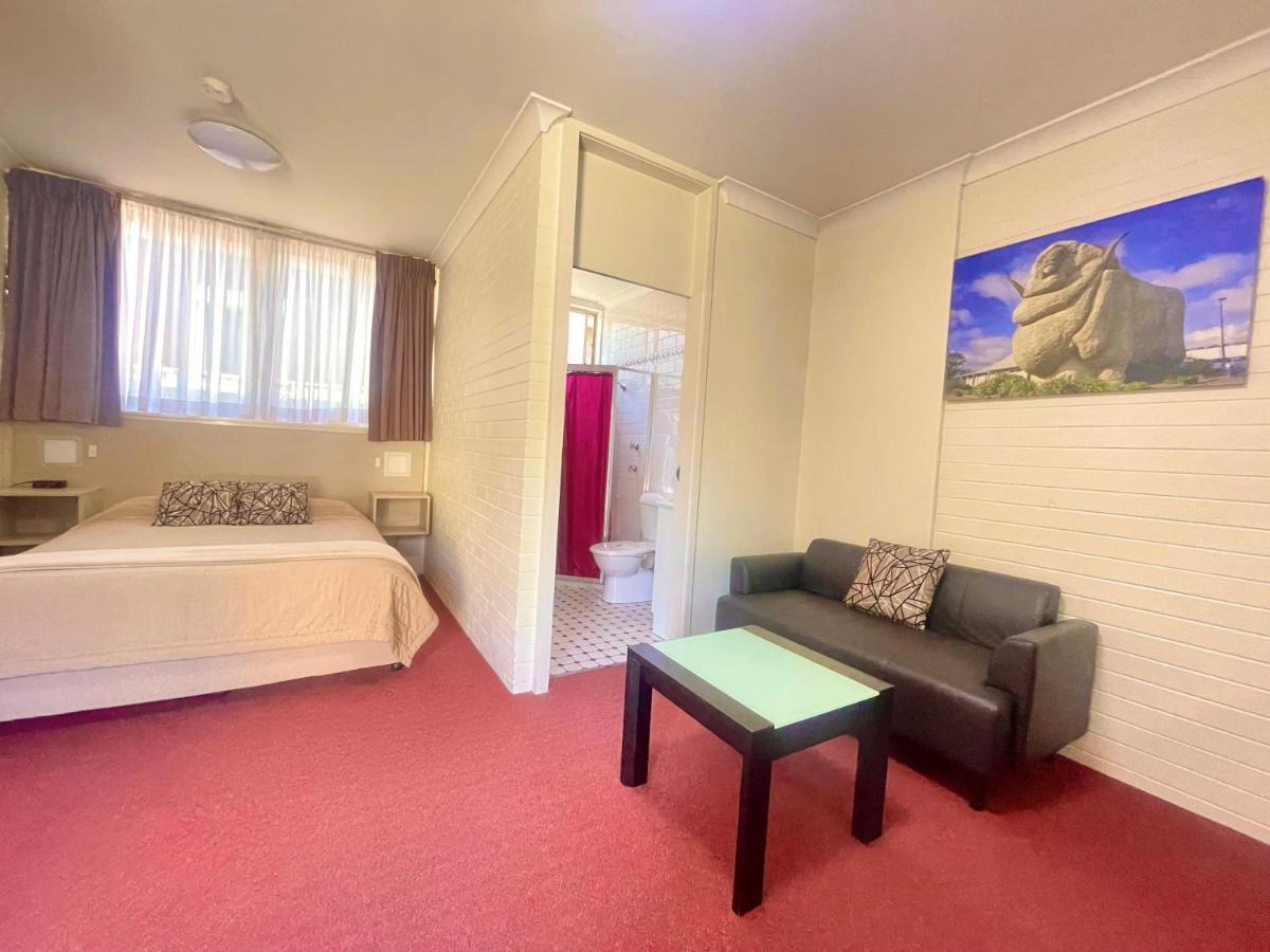 Goulburn Motor Inn エクステリア 写真